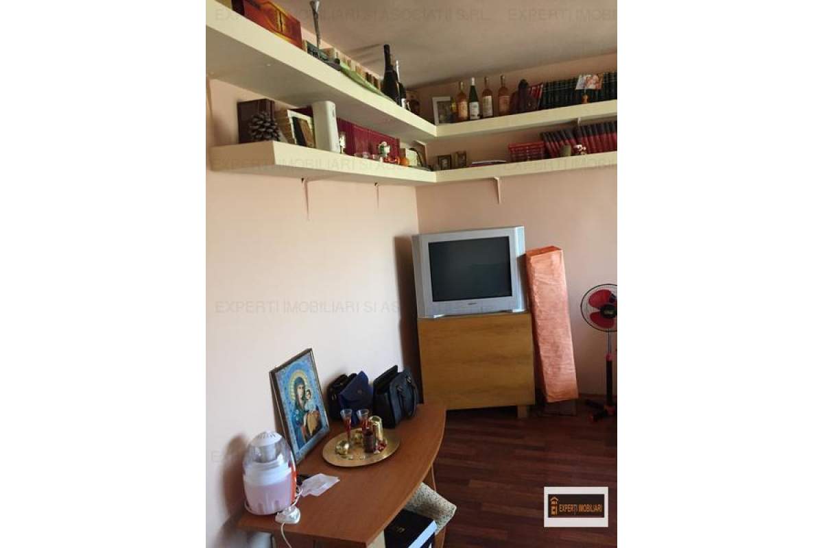 3 camere decomandate Tomis Nord