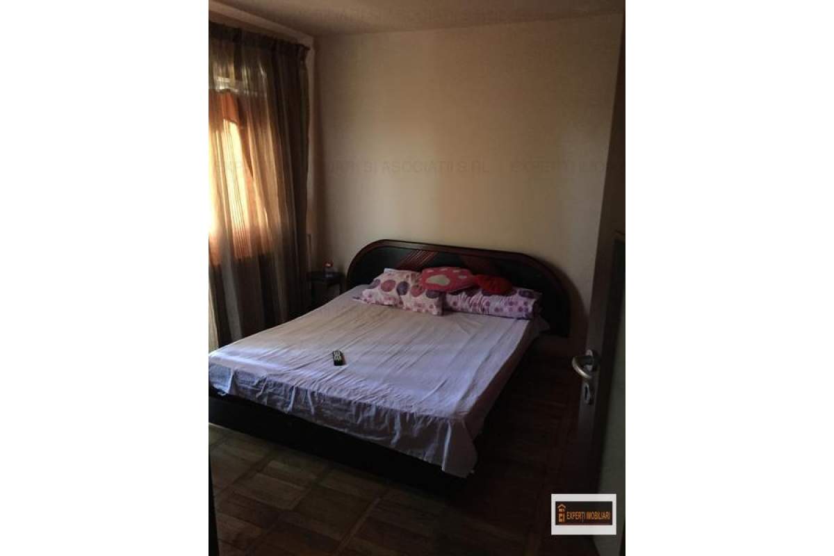 3 camere decomandate Tomis Nord