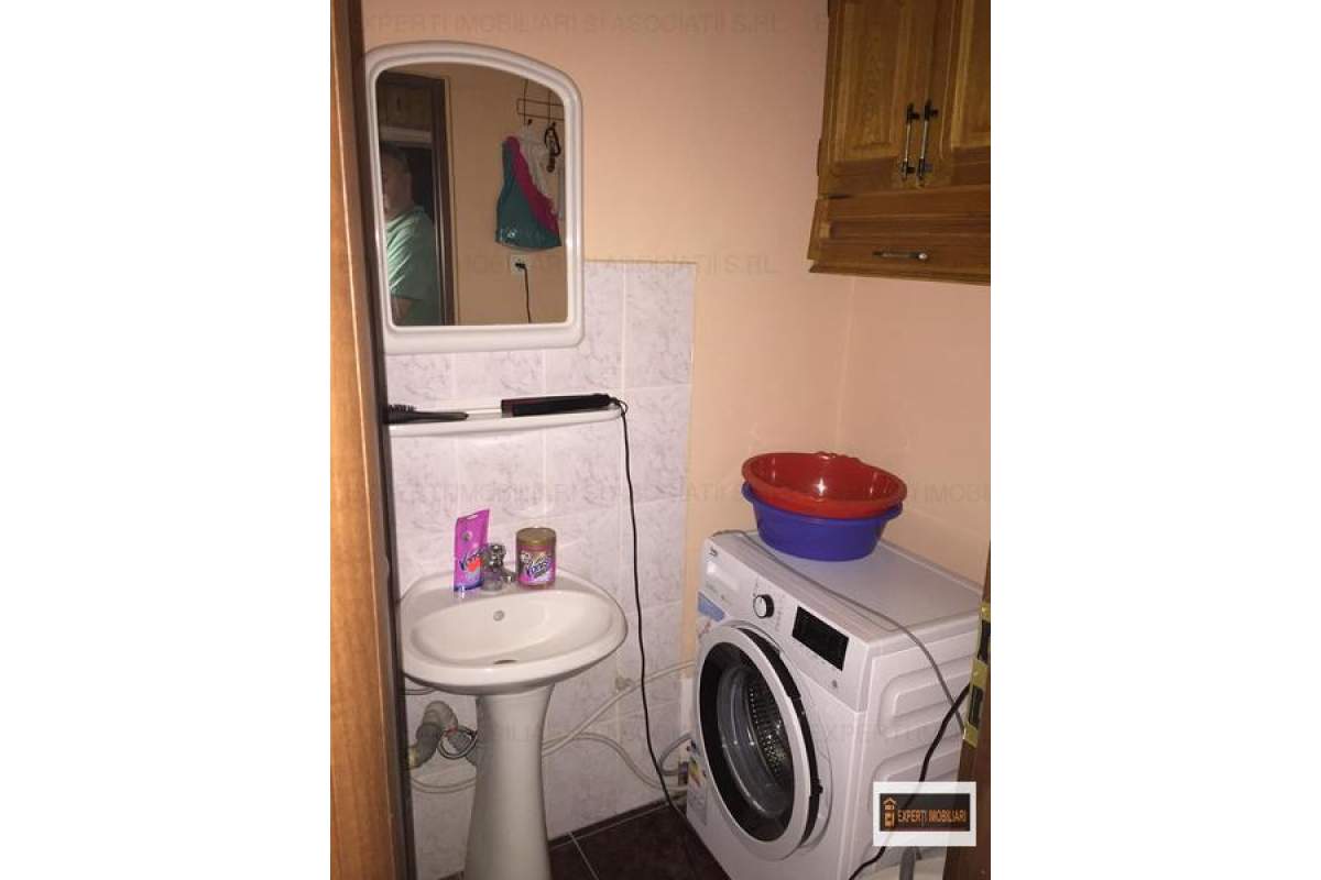 3 camere decomandate Tomis Nord