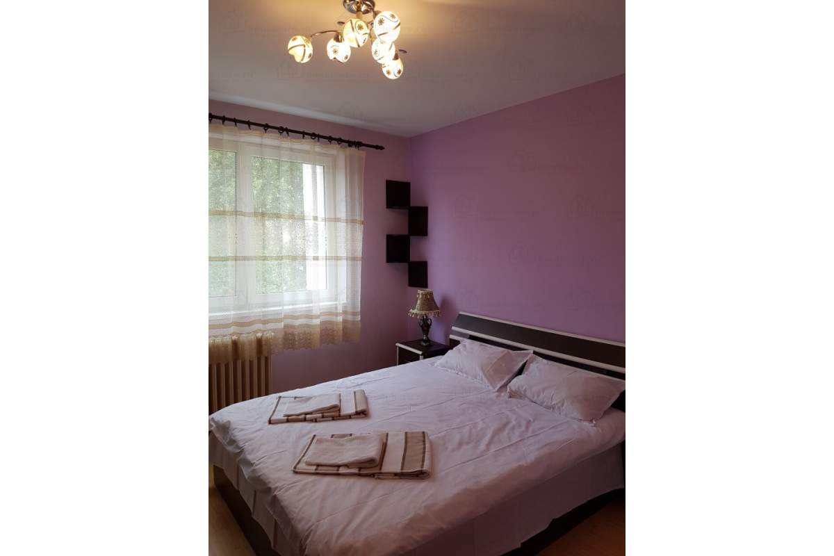 Ap. 2 camere, zona Brotacei, 300eur, termen lung, exclus agentii imobiliare