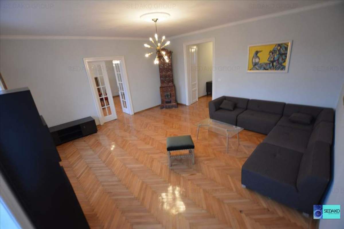  Apartament 140 mp - recent renovat