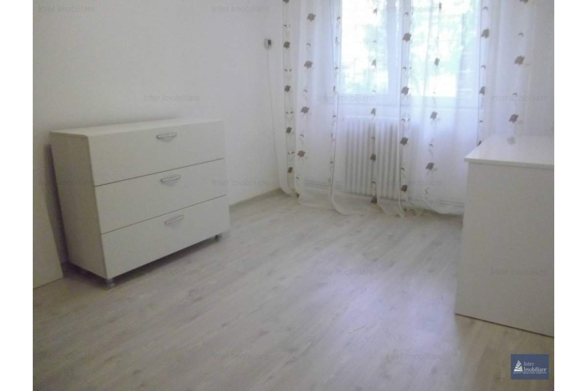  Apartament 2 cam, SD, zona Podu Ros