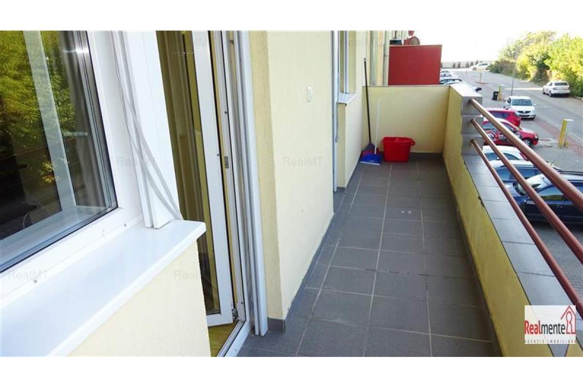Apartament 2 camere, bloc nou