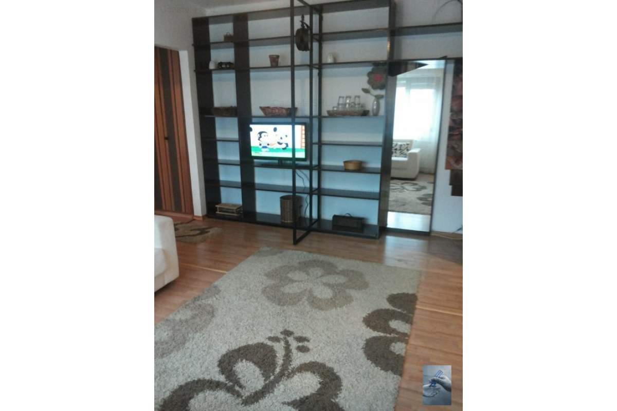  Apartament 2 camere , Central !