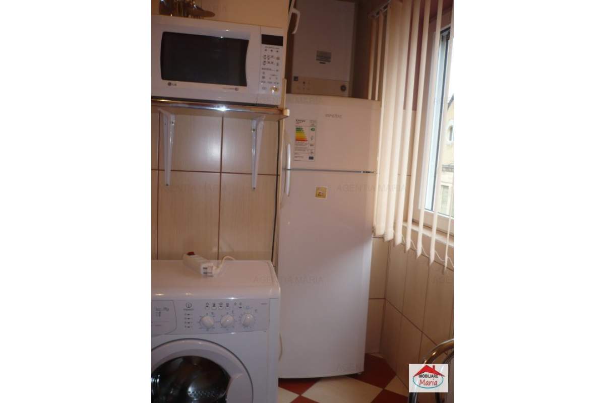  Apartament 2 camere Centru etaj 4