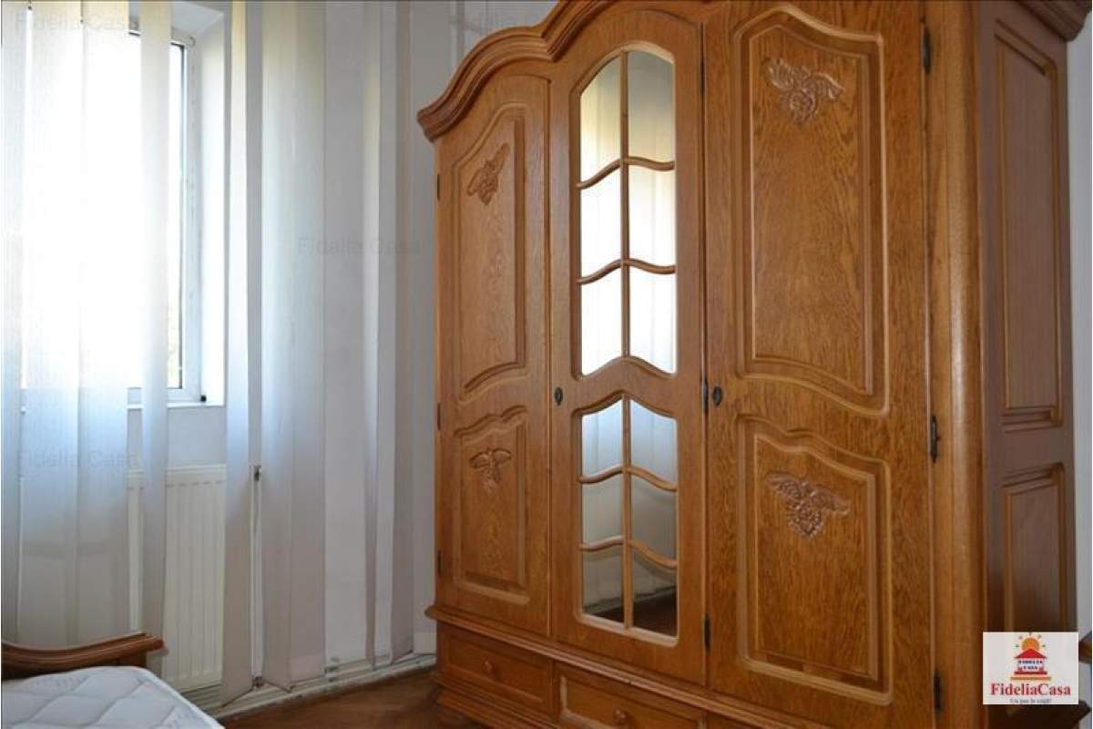 Apartament 2 camere de inchiriat Centru,