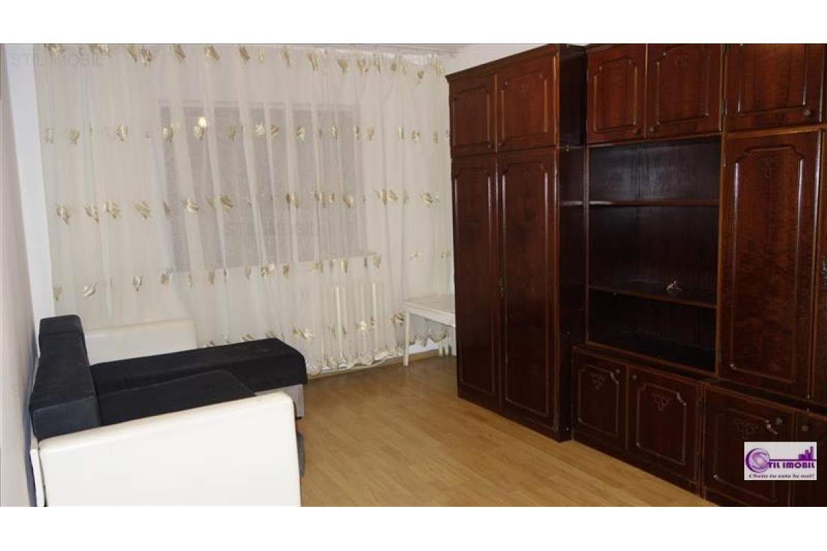  Apartament 2 camere decomandat, zona Alexandru cel Bun