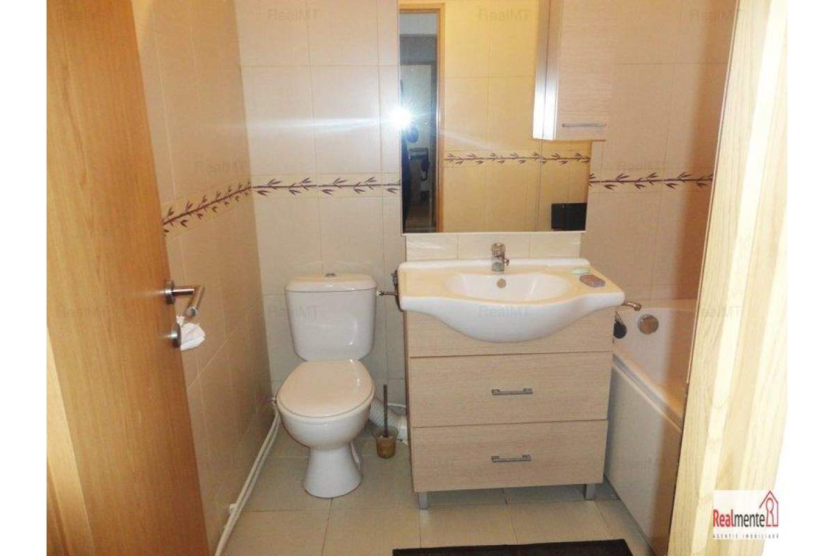 Apartament 2 camere decomandat