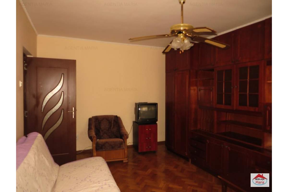  Apartament 2 camere decomandate, centru