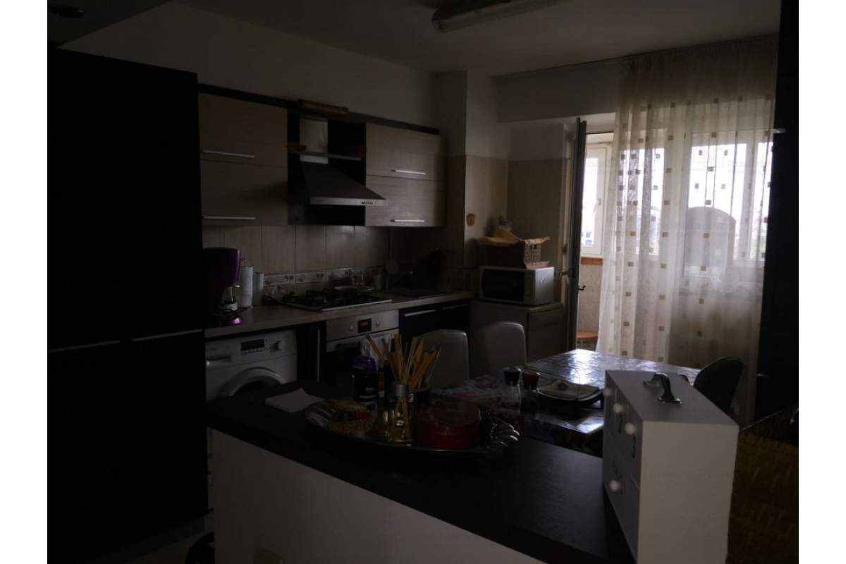  Apartament 2 camere impecabila