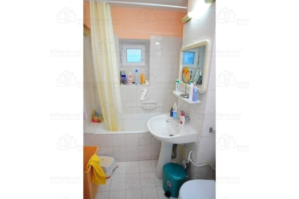  Apartament 2 camere in perioada 15 octombrie 1 iulie