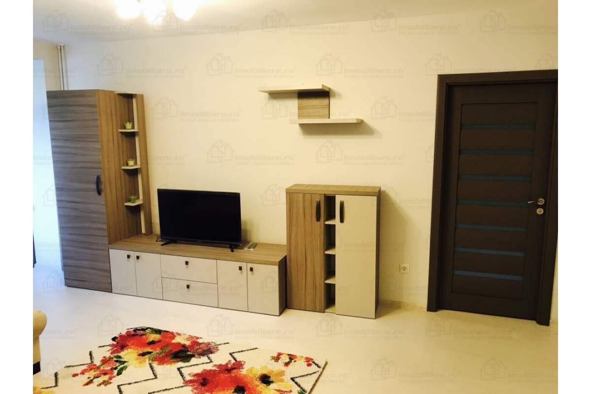 Apartament 2 camere lux, ultracentral pe malul Crisulu langa pizzeria Crinul Alb
