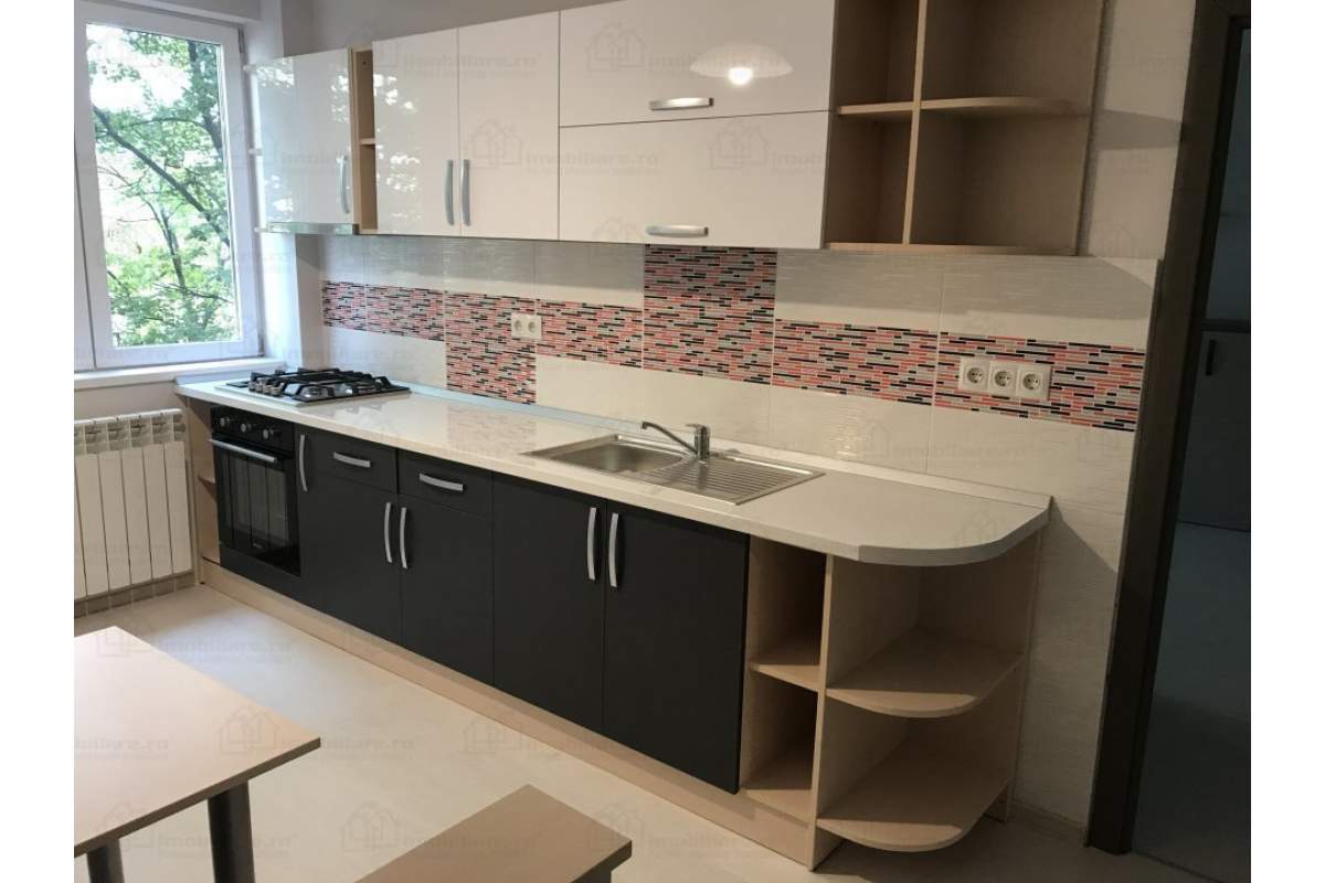 Apartament 2 camere lux, ultracentral pe malul Crisulu langa pizzeria Crinul Alb