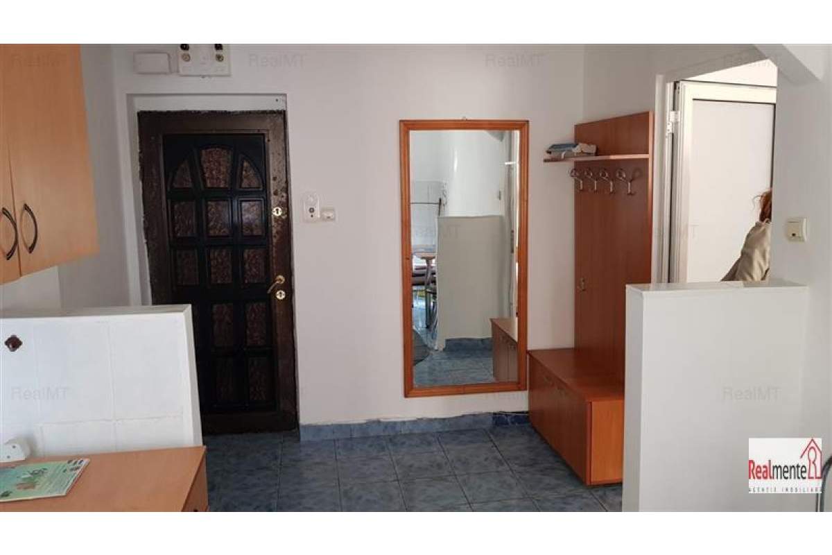  Apartament 2 camere , mobilat