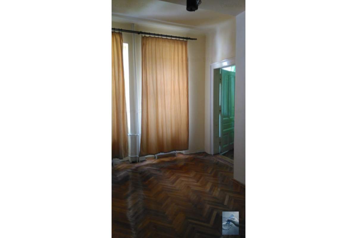  Apartament 2 camere pentru locuit sau birouri !!!