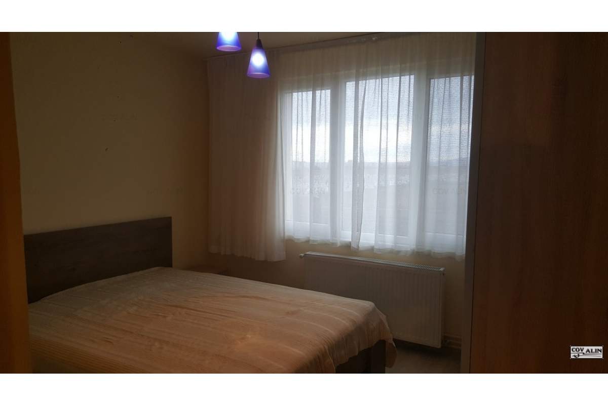  APARTAMENT 2 CAMERE, RENOVAT, DECOMANDAT, MOBILAT SI UTILAT.