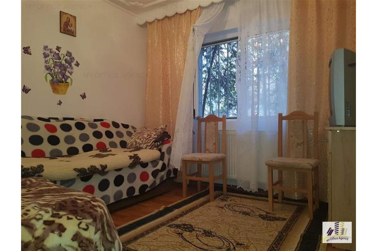 Apartament 2 camere semidecomandat in Gradinari