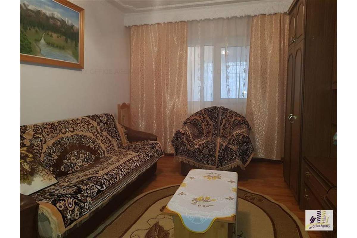 Apartament 2 camere semidecomandat in Gradinari