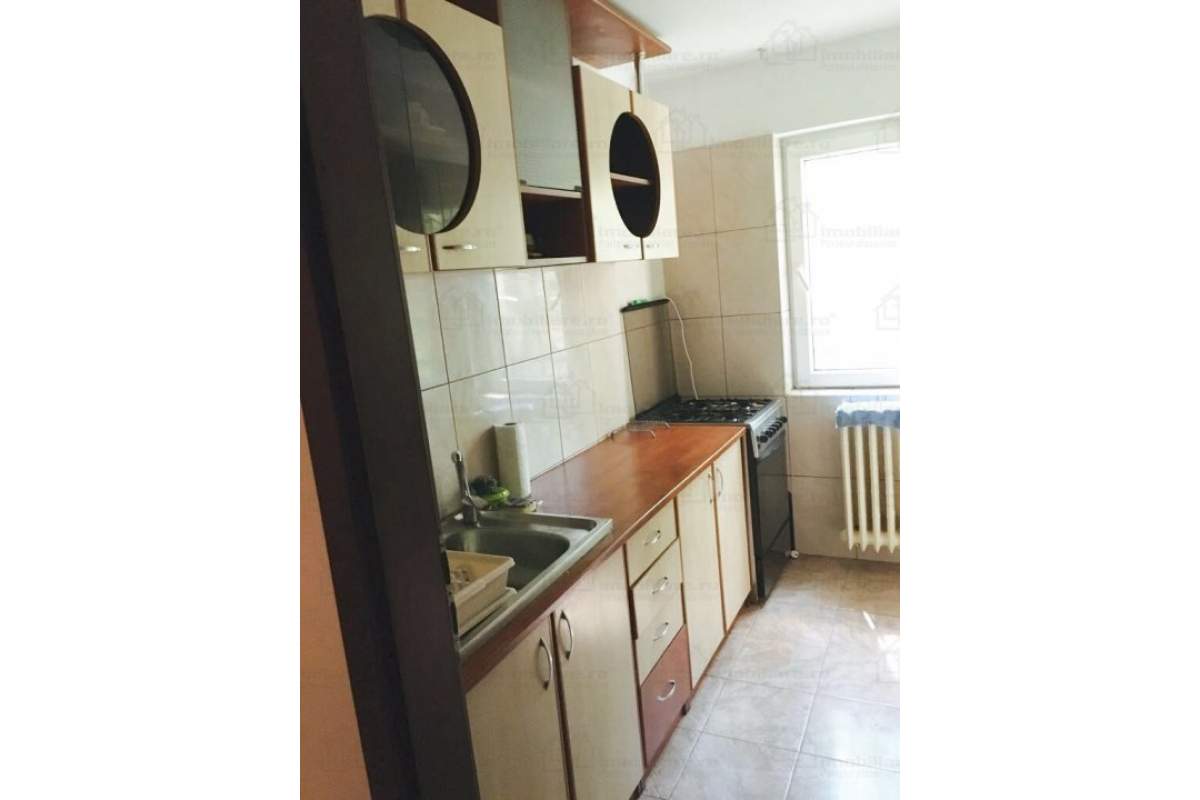  Apartament 2 camere, zona Campus Universitar, renovat , complet utilat si mobila