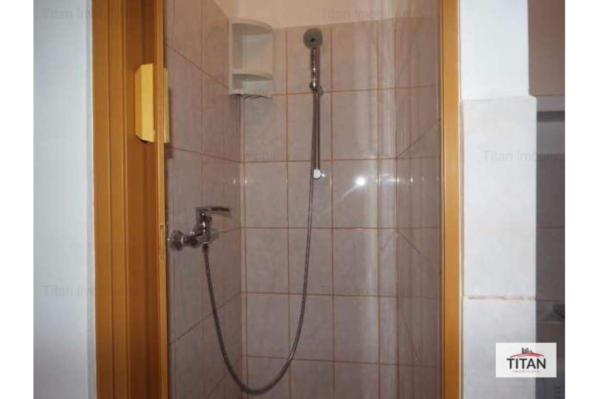  Apartament 2 camre Podul Ros