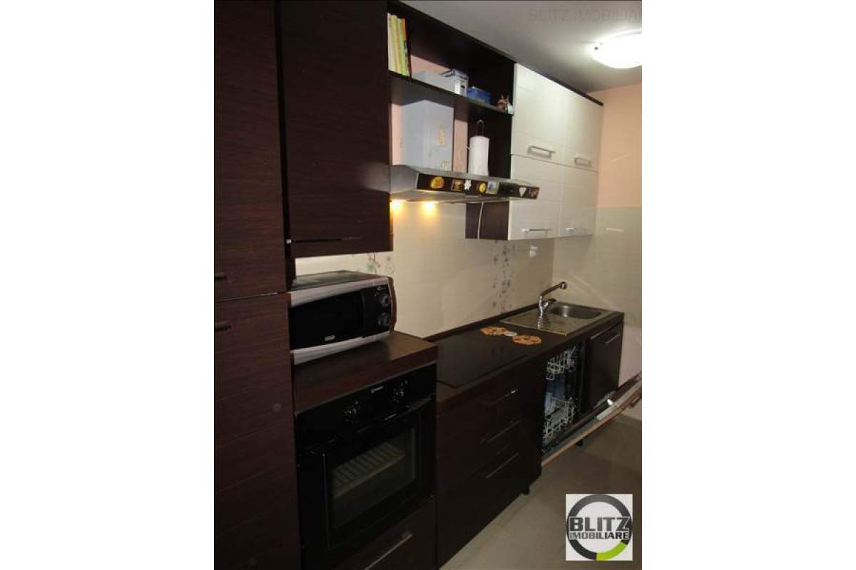  Apartament 3 camere, 88 mp, terasa de 15 mp, prima inchiriere, zona Clujana