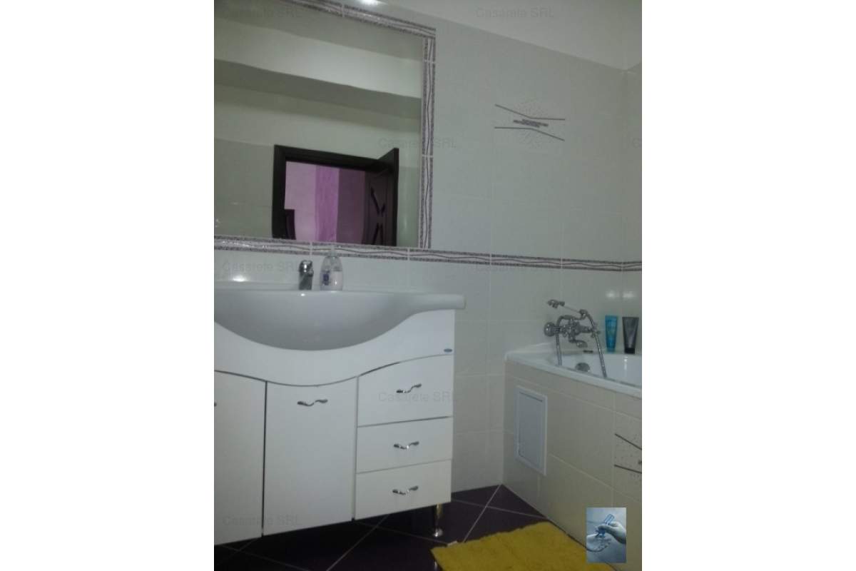  Apartament 3 camere Ared Uta