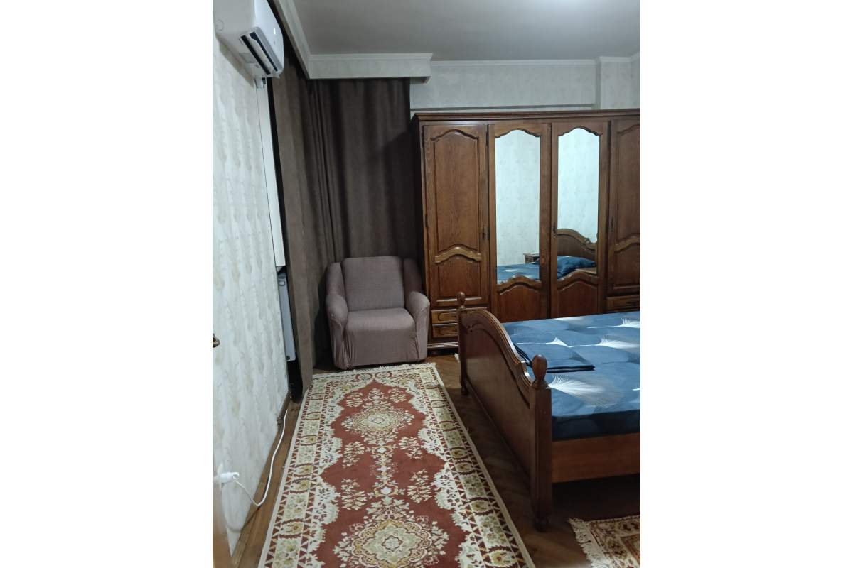 Apartament 3 camere cazare la mare langa plaja Constanta Faleza Nord