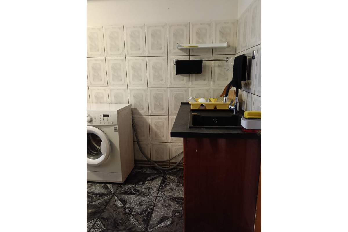 Apartament 3 camere cazare la mare langa plaja Constanta Faleza Nord