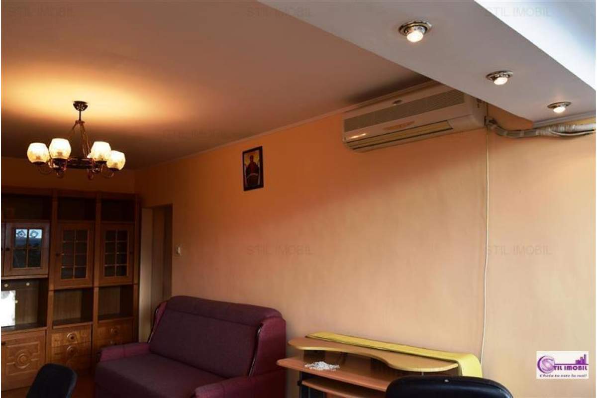  Apartament 3 camere central Targu CUCU