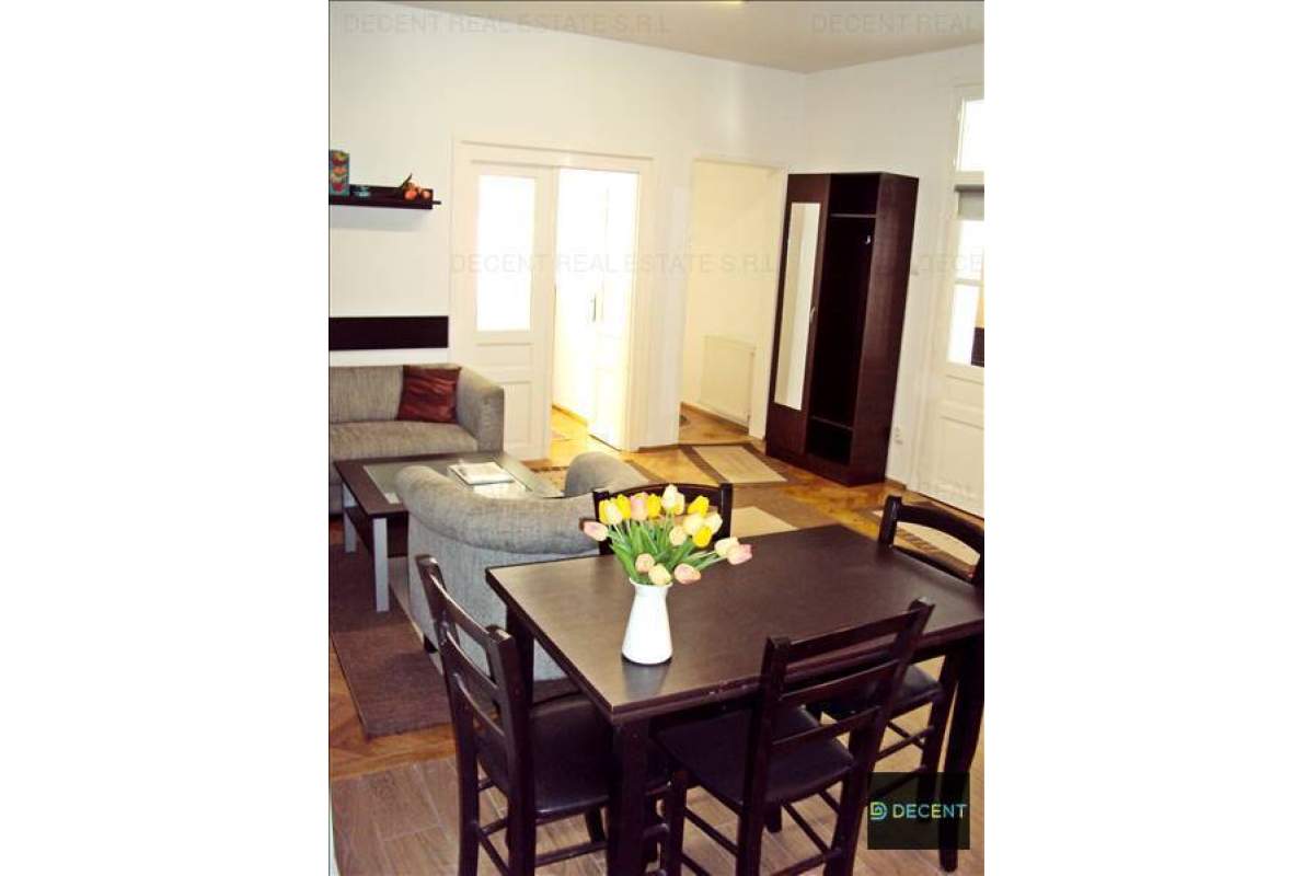 Apartament 3 camere, Centrul Istoric, Brasov