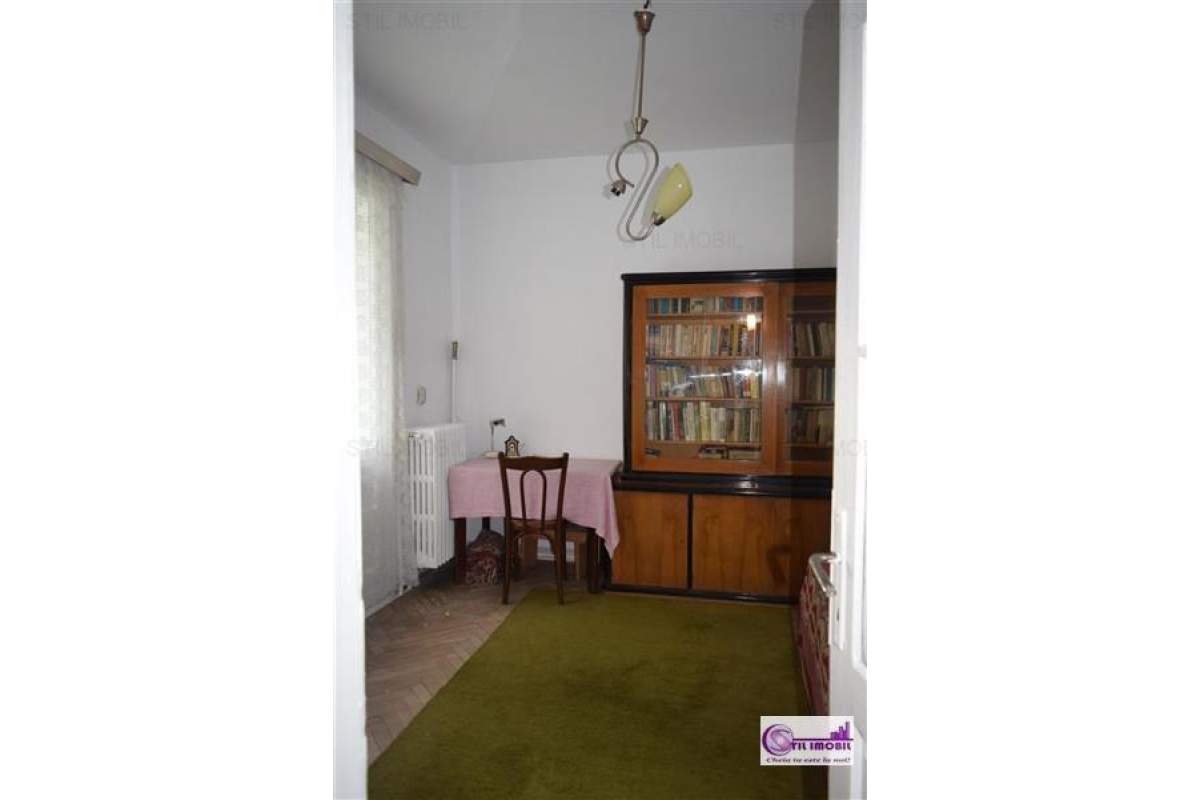  Apartament 3 camere Copou - Univ . Al I Cuza