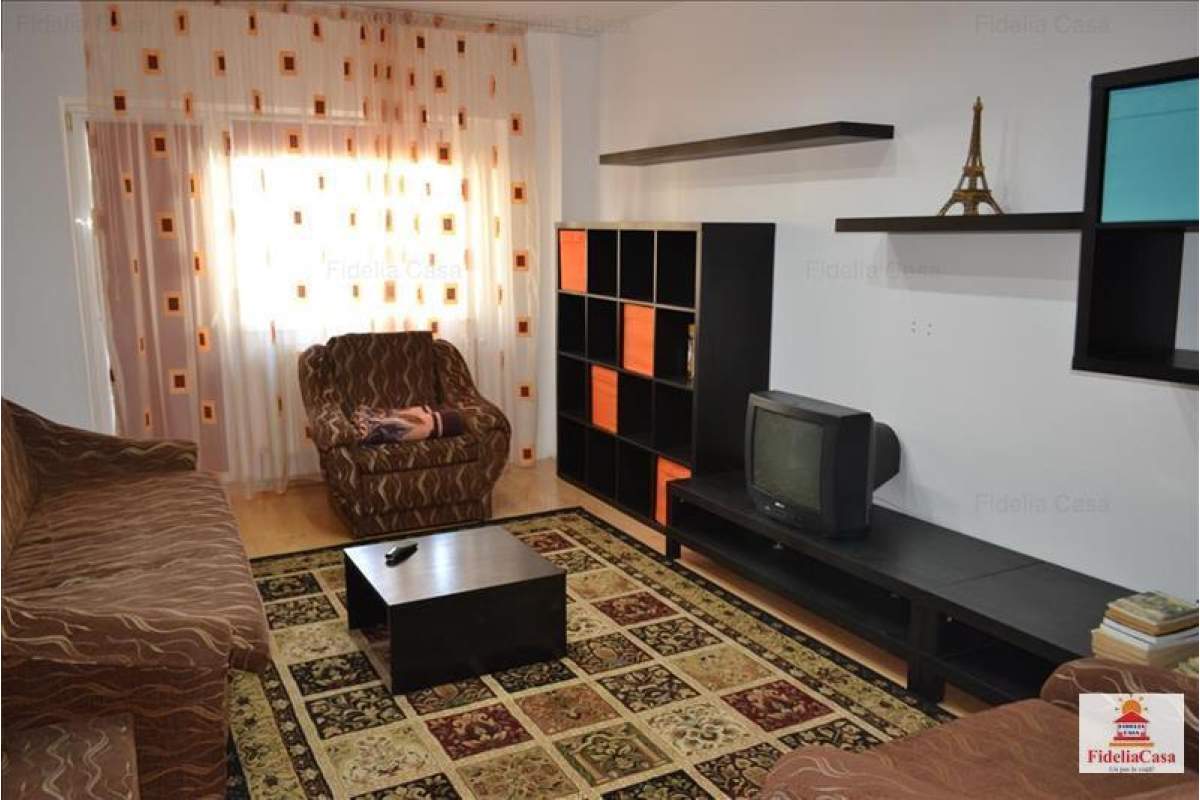  Apartament 3 camere de inchiriat Centru,