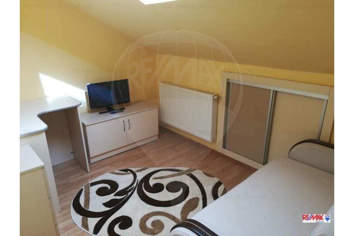  Apartament 3 camere de inchiriat zona Decebal