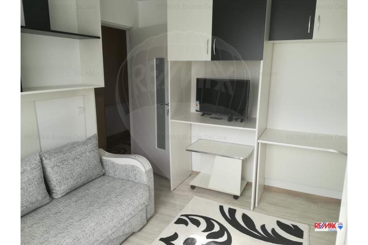  Apartament 3 camere de inchiriat zona Decebal