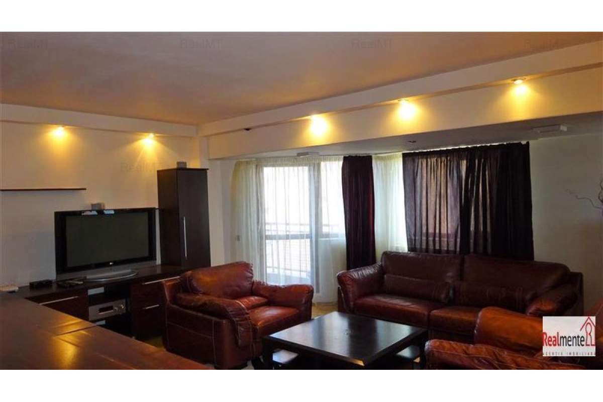 Apartament 3 camere de lux, zona ultracentrala