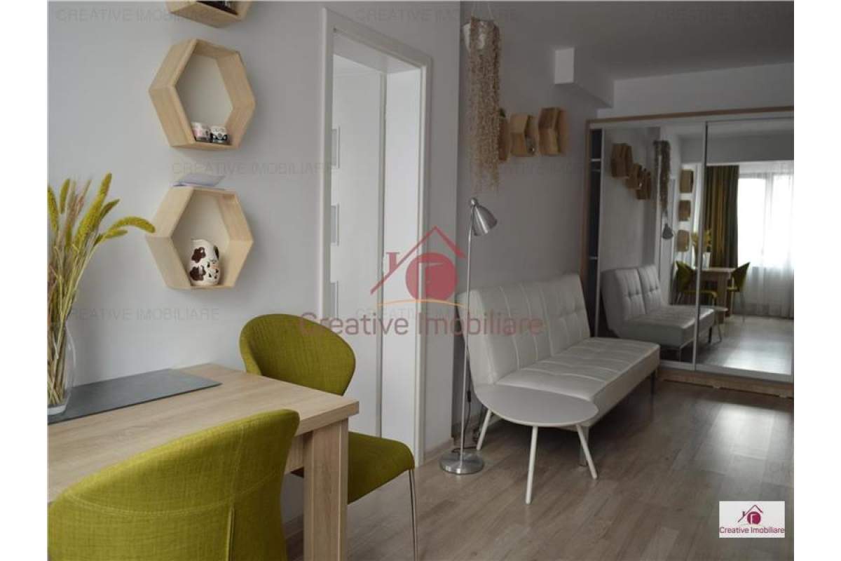  Apartament 3 camere decomandat, Tatarasi-Piata Chirila