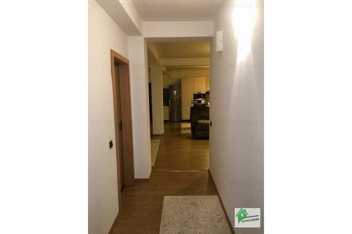  Apartament 3 camere decomandat,mobilat si utilat categoria lux