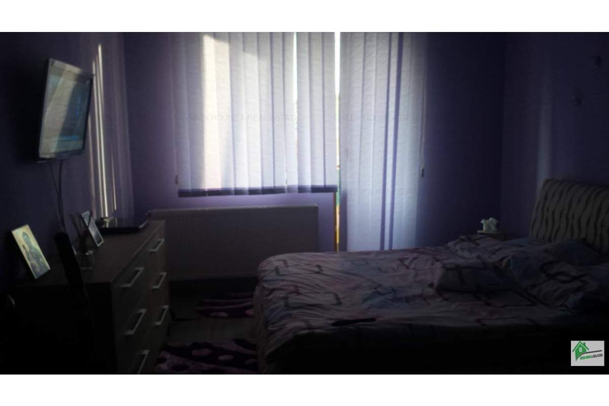  Apartament 3 camere decomandat,mobilat si utilat