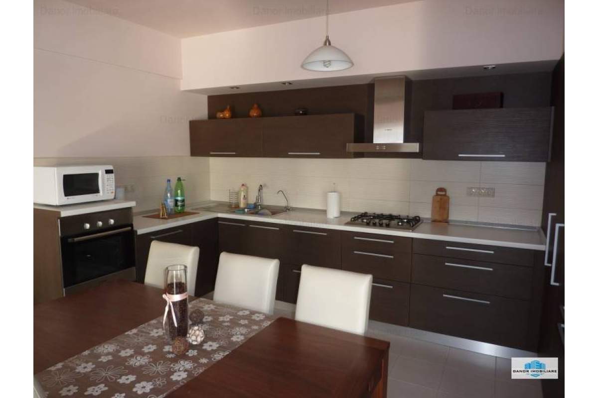  apartament 3 camere lux Oradea.