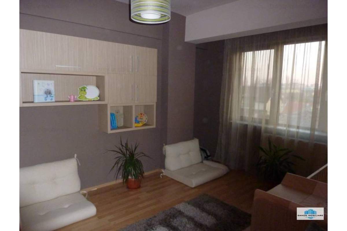  apartament 3 camere lux Oradea.