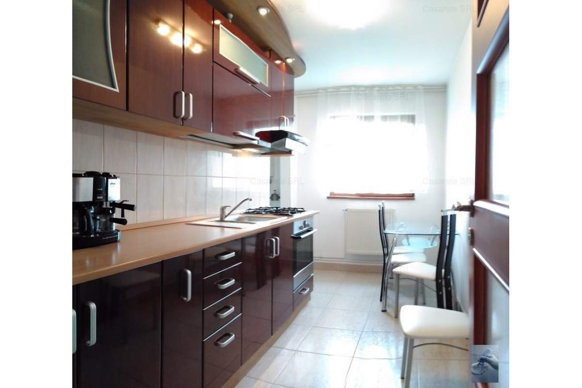  Apartament 3 camere Malul Muresului