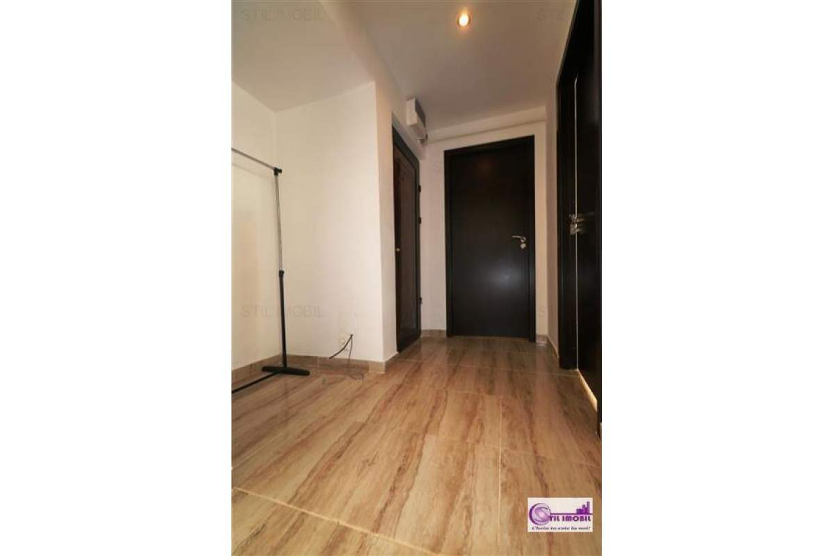  Apartament 3 camere Podu Ros - Palas