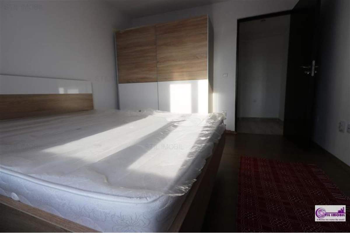  Apartament 3 camere Podu Ros - Palas