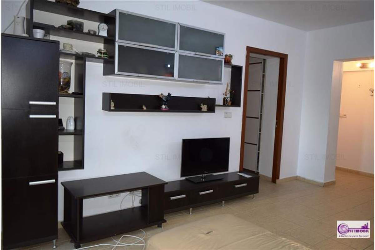  Apartament 3 camere ultracentral Palat - Moldova Business Center