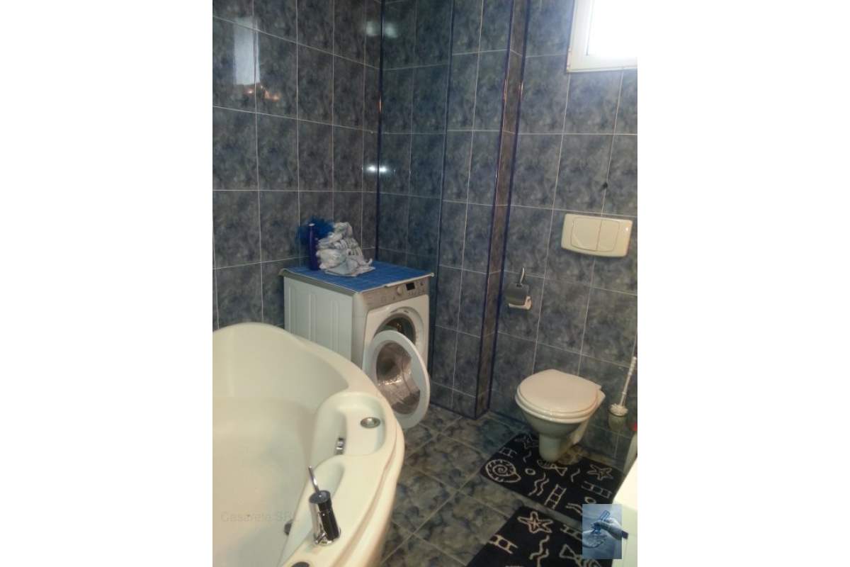  Apartament 3 camere, zona Centrala!!