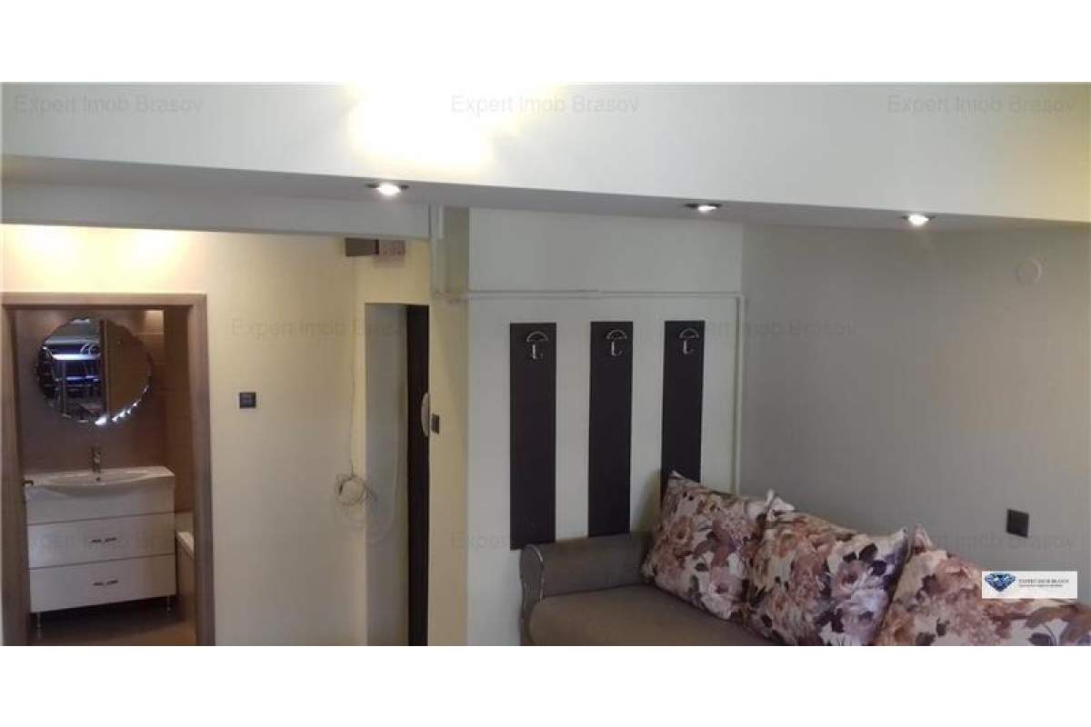 Apartament 3 camere zona Racadau