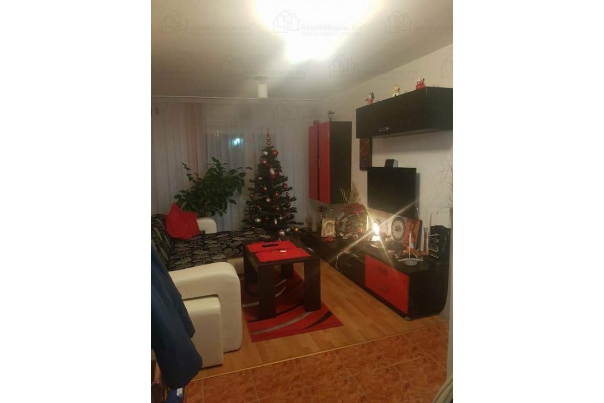  apartament 3 camere