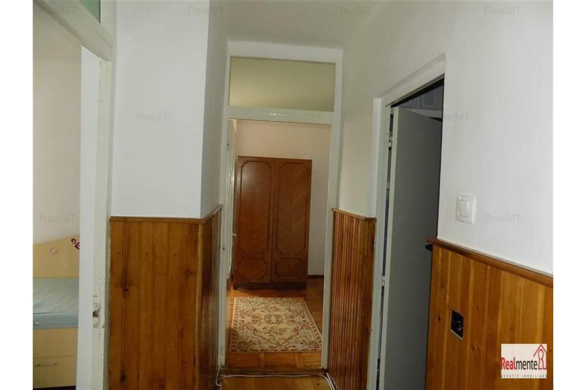  apartament 3 camere