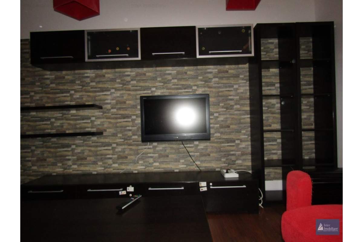  Apartament 3cam,decomandat, zona Centru(UMF)