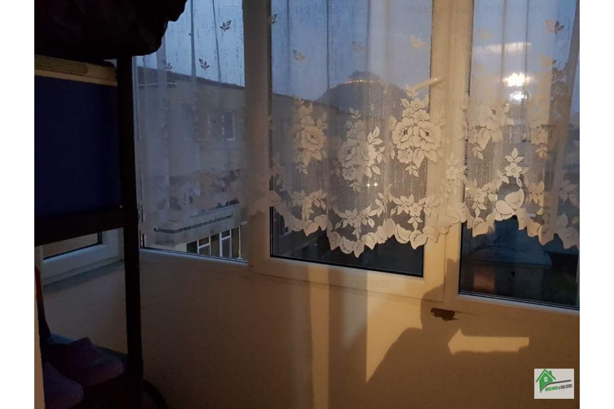 Apartament 4 camere decomandat,mobilat si utilat